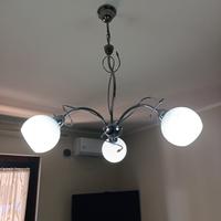 Lampadario a tre luci