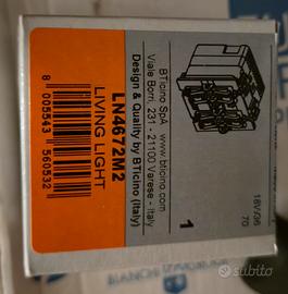 LN4672M2
Attuatore/comando LivingLight 