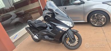 Yamaha T Max 500