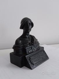 Scultura, Busto femminile in ghisa