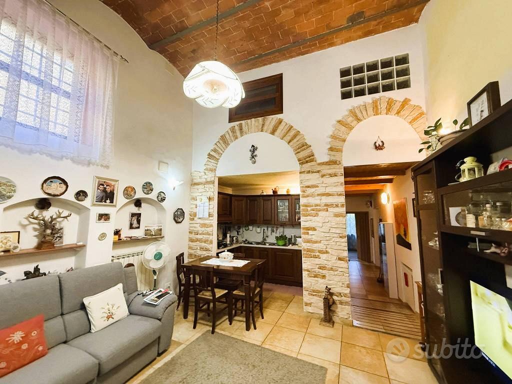 Appartamento di 110 m² con 4 locali a Firenze - Vista 3