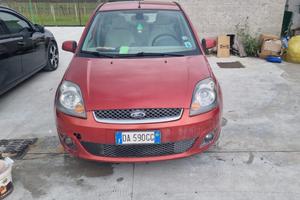 Auto in condizioni discrete