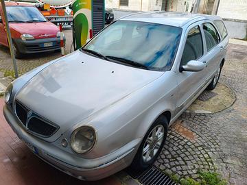 Lancia Lybra 2.4 JTD