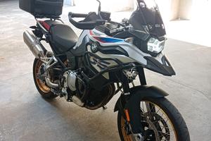 bmw GS 850 f con trapasso