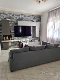 Villa indipendente con giardino 3 km dal mare