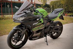 Kawasaki ninja 400 (LEGGETE BENE)