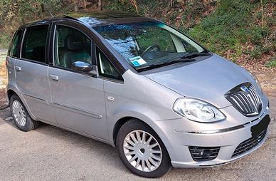 Lancia Musa 1.3 MultiJet 90 cv Oro Plus Bicolore