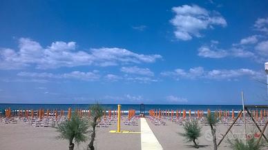 Mondragone casa mare estate 2026