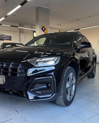 AUDI Q5 Sportback 40 TDI quattro S tronic S line