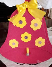 Campane fuori e dietro porta per Pasqua