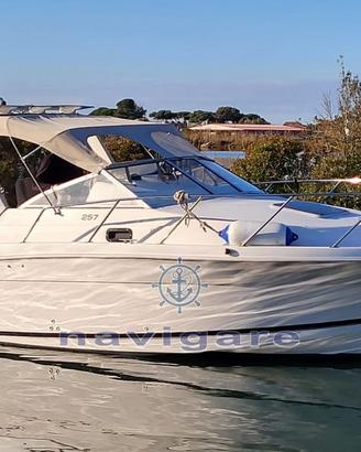 Four Winns Quest 257 (1992)