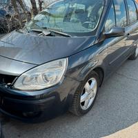 Renault scenic 1.250€