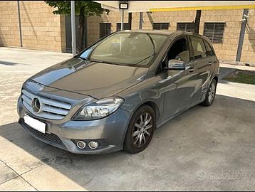 Mercedes-benz B 180 CDI BlueEFFICIENCY Premium