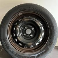 Set ruote Toyota Yaris: cerchi 15” +sensori +gomme