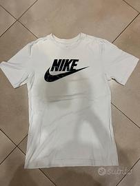 Nike T-Shirt bianca - Taglia S - Originale