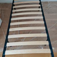 rete singola con doghe In legno