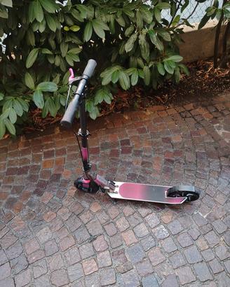 Monopattino per bambine