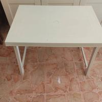 Tavolo bianco