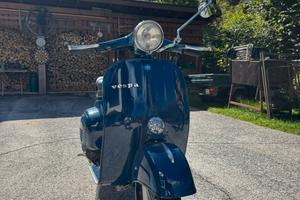 Vespa 125 Primavera ET3