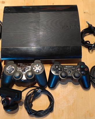 Playstation 3 completa di giochi 