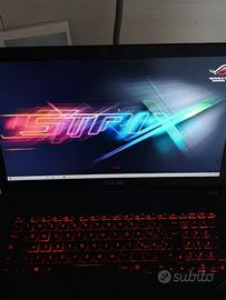 PC portatile Asus 16gb di RAM e SSD da 1tb