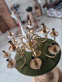 Lampadario classico a 12 braccia