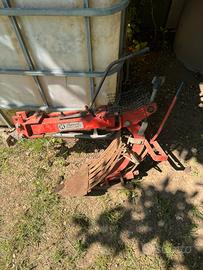 Aratro per motozappa