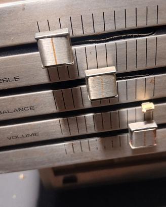 giradischi radio integrata e mangiassero 