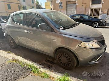 Lancia ypsilon 2018 gpl motore guasto