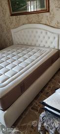 Letto matrimoniale