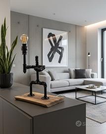 Lampada da tavolo industrial tubi idraulici ferro