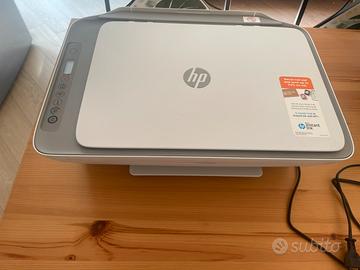 Stampante HP DeskJet 2720