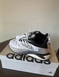 Adidas uomo tg 45 1/3