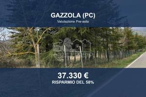 Immobile in asta di 1630 m² a Gazzola