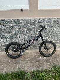 bici da trial 