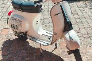 Vespa 50 Special