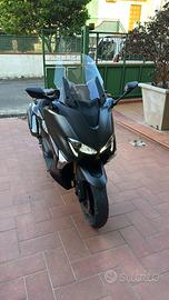 TMAX 530 SX ABS