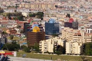 Dispongo di 200 garage