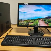 PC Desktop HP con monitor 