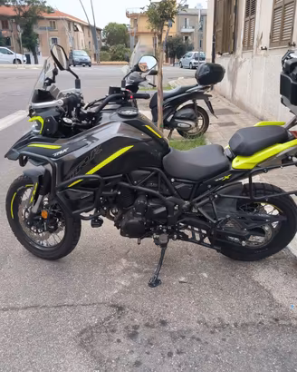Benelli TRK 702 X