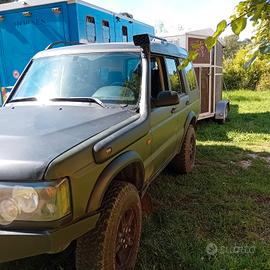 fuoristrada land rover discovery 