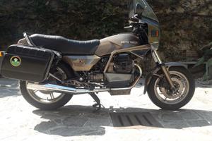 Moto Guzzi SP 1000