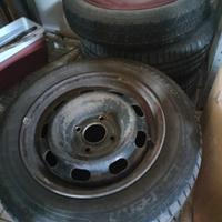 4 gomme + 4 cerchi 175/65 R14 82t