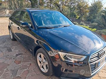Audi A3 SPORTBACK 1.6 TDI  Stronic