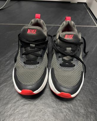 NIKE WEARALLDAY NR.38