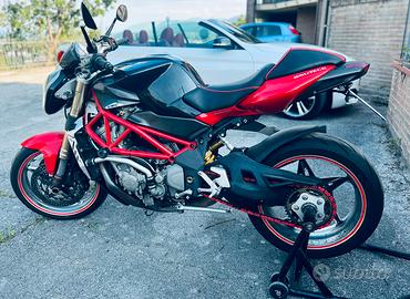 Mv agusta f4 brutale 750