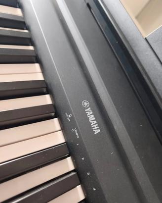 Pianoforte digitale Yamaha P45 