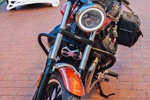 Moto Guzzi V9 Roamer