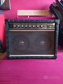 Amplificatore Roland jazz chorus