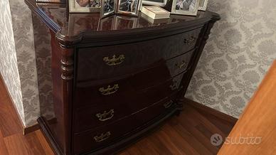 Cassettiera / Comò bombato stile classico